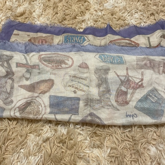 Scarf - Picture 4 of 4